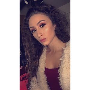 Meet your Posher, Gabriella